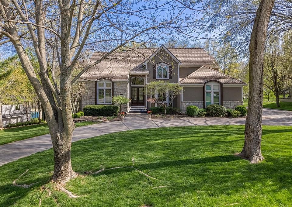 1033 NE Moss Point Rd, Lees Summit, MO 64064 Zillow