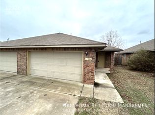 12326 SW 2nd St, Yukon, OK 73099