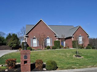 764 Deep Woods Ln, Seymour, TN 37865