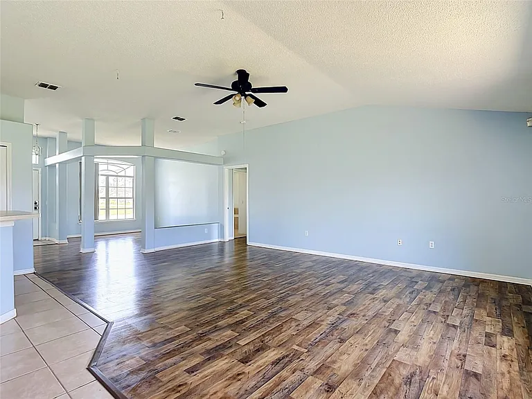 1001 Eiffel Ln — Photo 8