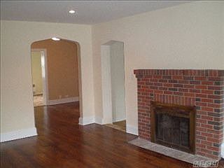 5th image of 2591 Wilson Ave