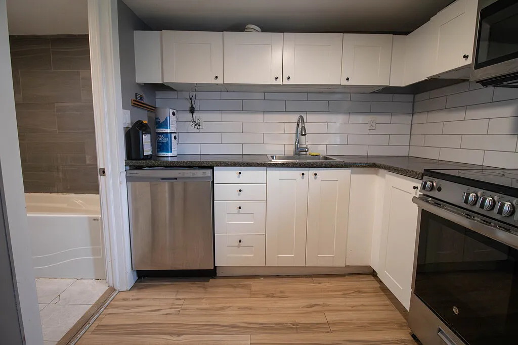 139 Oakdale Ave - 2 — Photo 3