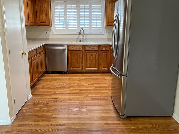 3rd image of 6074 S Bell Pl