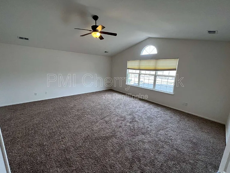 2115 Selenite Ct — Photo 25