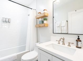 3616-18 Governor Dr, San Diego, CA 92122