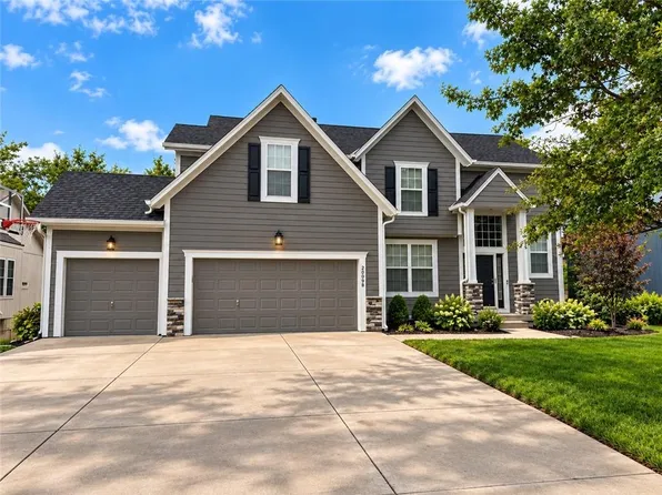 20908 W 117th St, Olathe, KS 66061