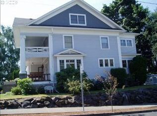 5225 SE Morrison St, Portland, OR 97215