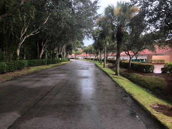 5th image of 6590 Beach Resort Dr