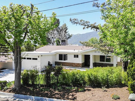 4th image of 3714 Burritt Way