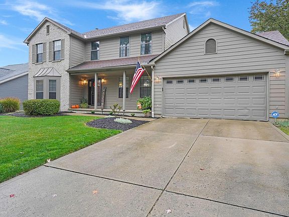 3rd image of 3411 Parkbrook Dr