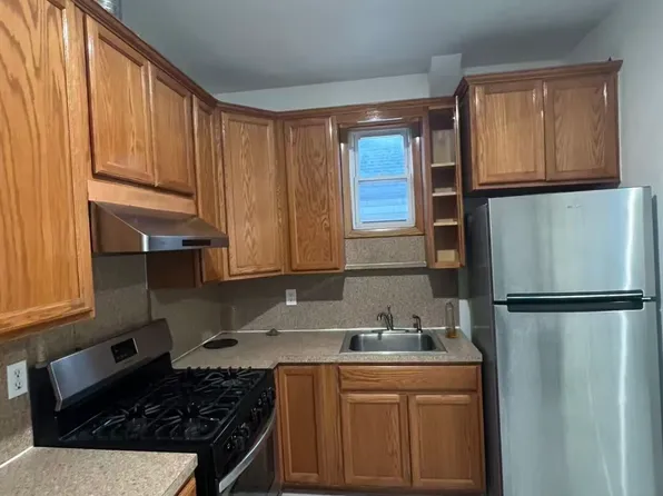 (undisclosed Address), Brooklyn, NY 11214