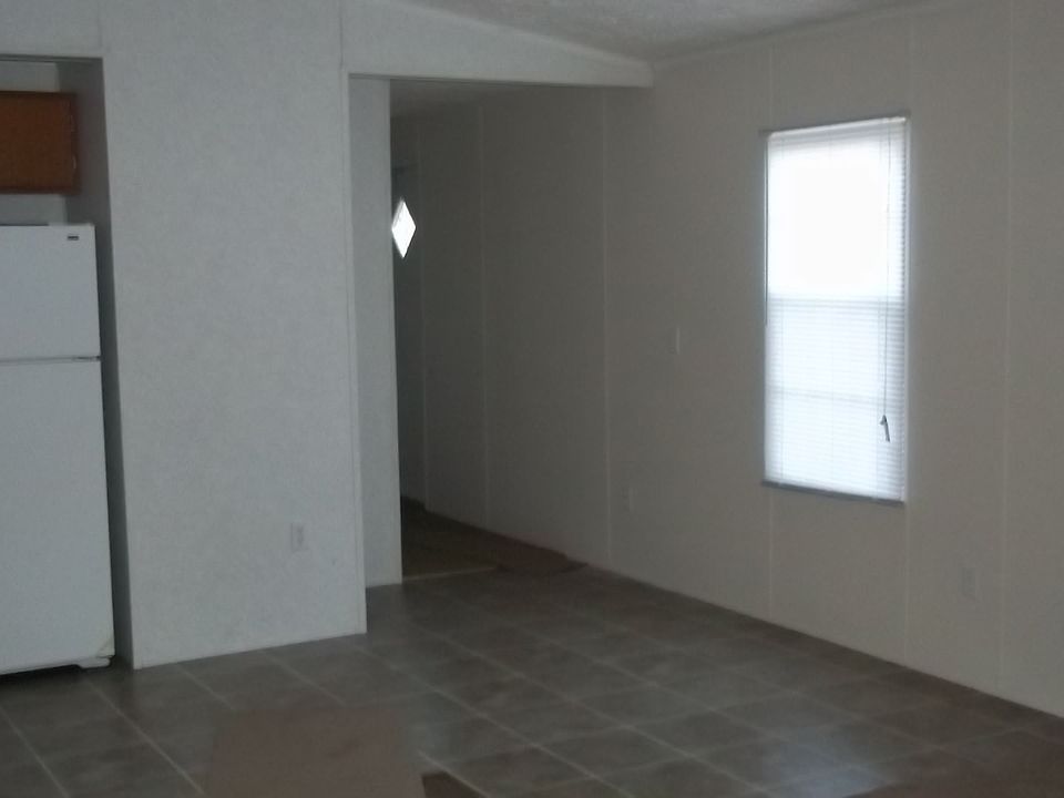 2nd image of 3228 W Manchester Ave