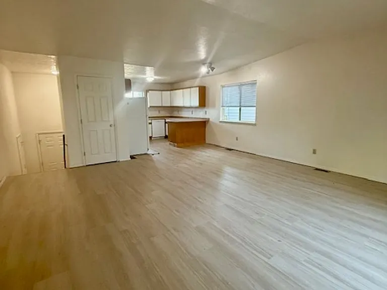 3504 Golden Valley Dr — Photo 25