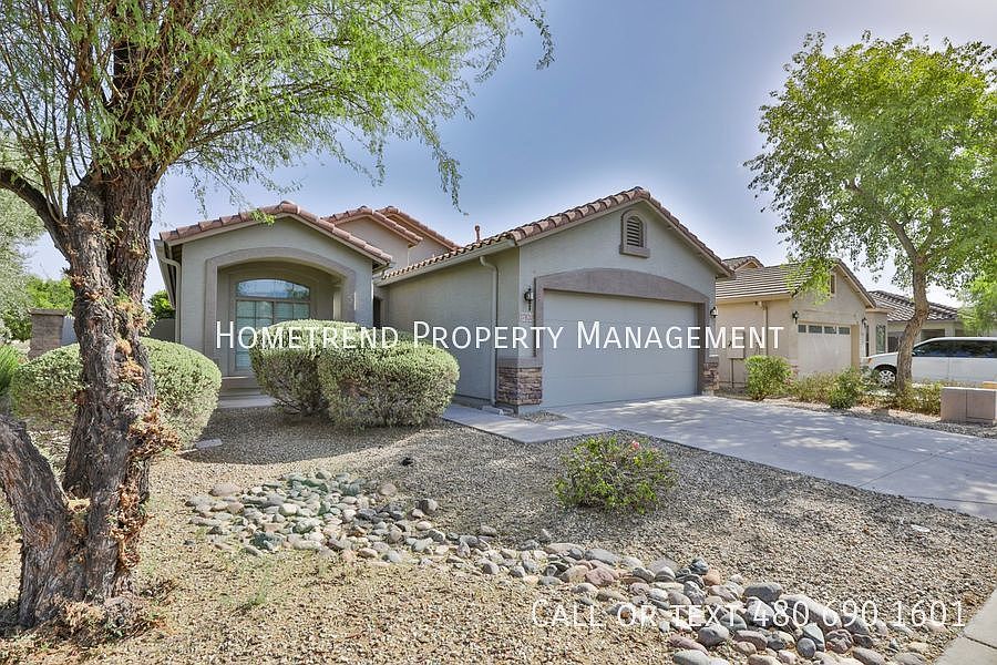 1st image of 17820 W Paradise Ln