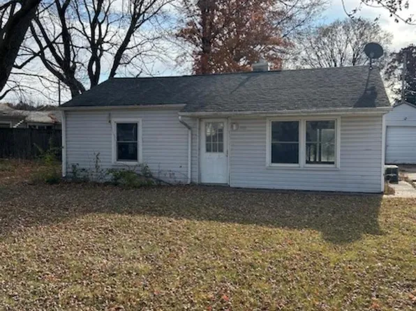 17122 10th Ave N, East Moline, IL 61244