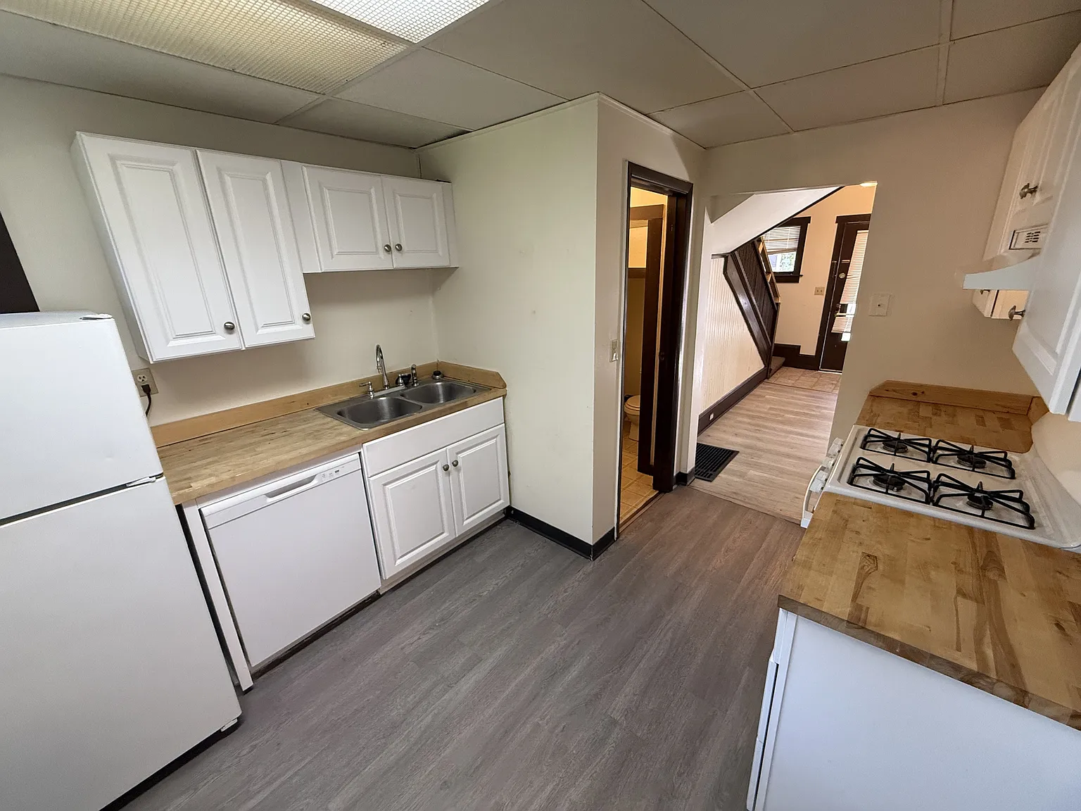 324 S Cayuga St - Hse — Photo 4