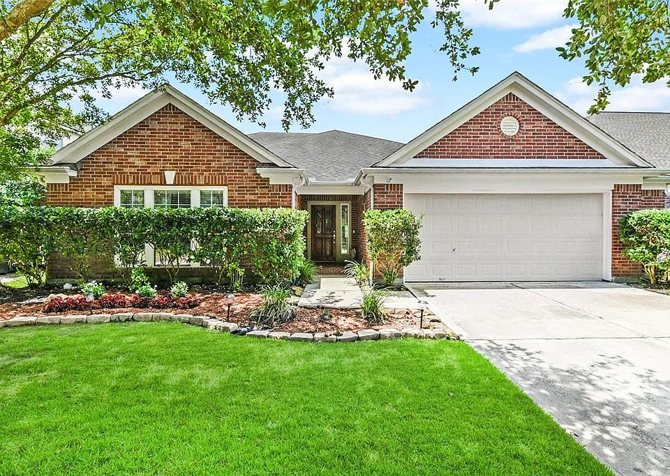 1st image of 4914 Cloudcliff Ln
