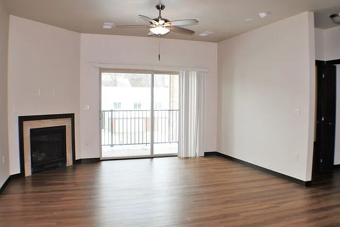 613 N 1st Ave #1 — Photo 4