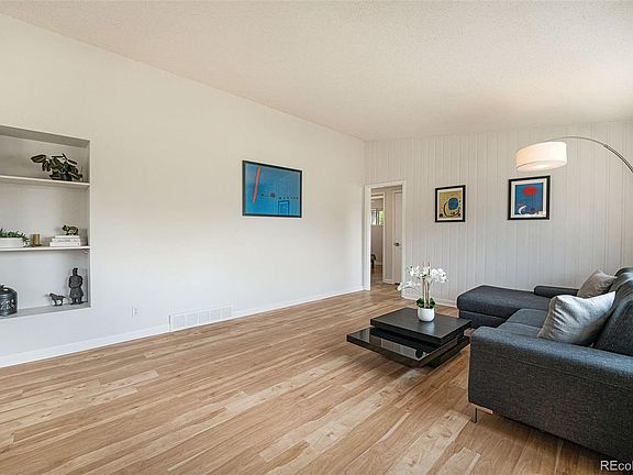 3rd image of 1265 W 7th Avenue Drive