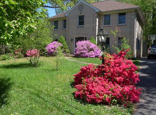 11207 Kenilworth Ave, Garrett Park, MD 20896