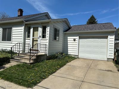 159 Forest Dr, Bedford, OH, 44146