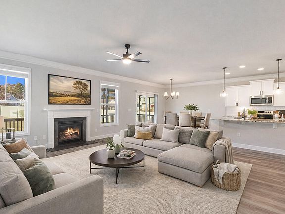 3rd image of 1024 Jarrett Bay Rd