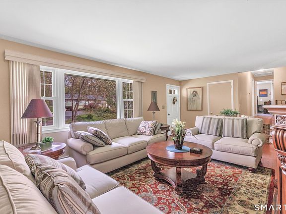 4th image of 38 Cold Spring Circle