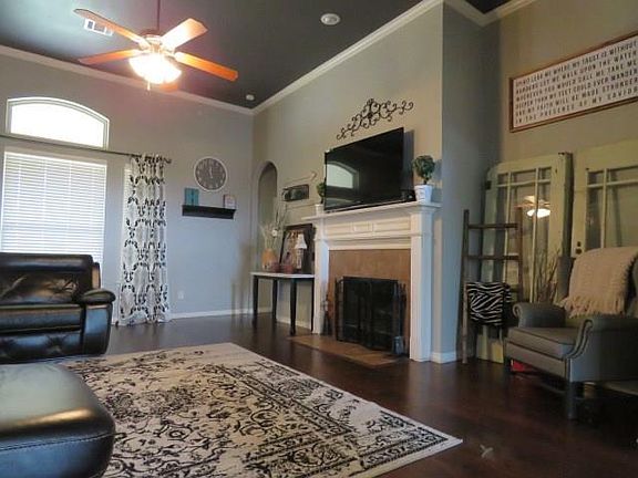 5th image of 5008 Big Springs Dr