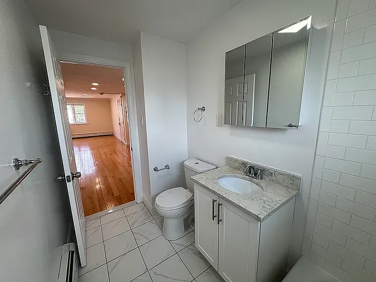 16 Westford St #9 — Photo 8