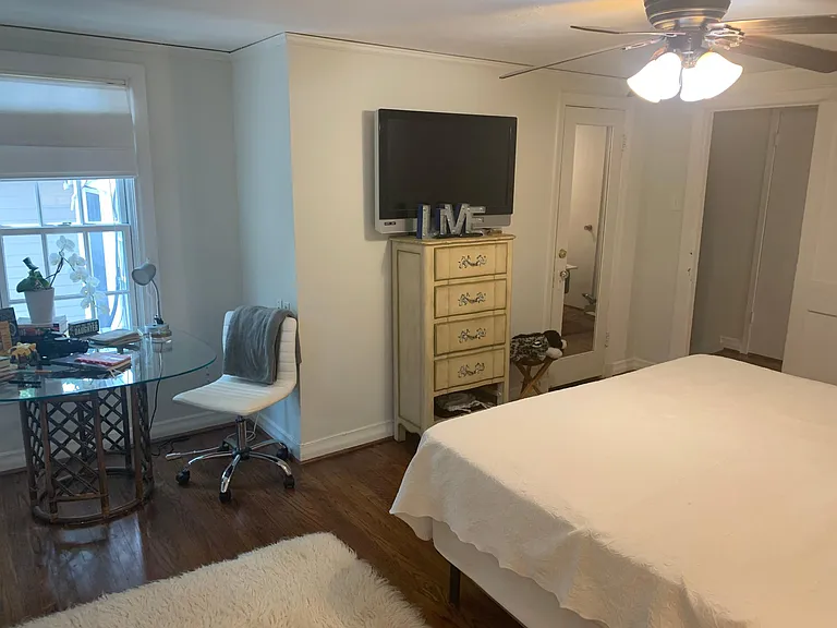 2817 Lovers Ln — Photo 11