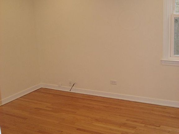 4th image of 9000 La Crosse Ave #1N