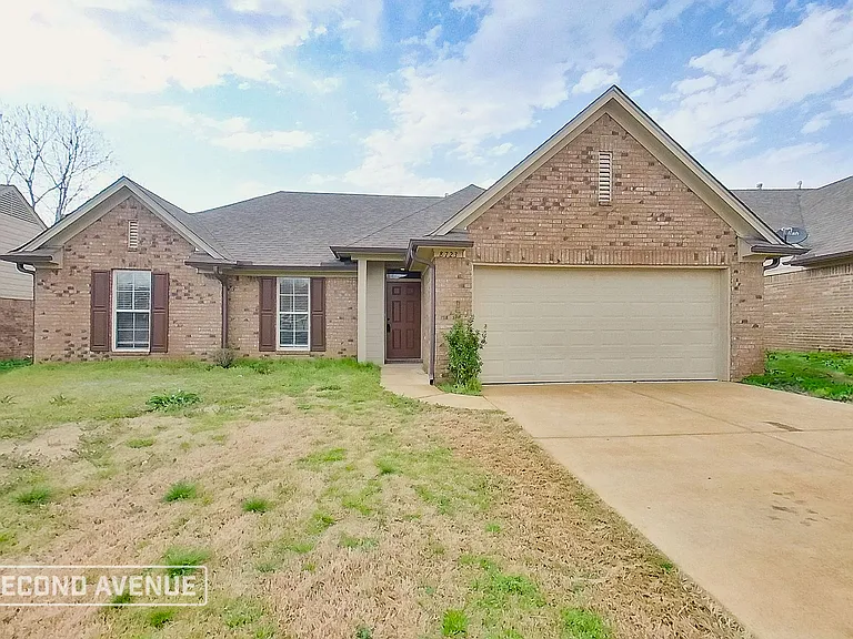 8723 Smith Ranch Dr — Photo 1