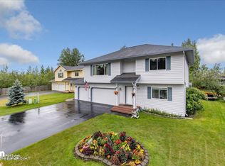 4252 Scenic View Dr, Anchorage, AK 99504