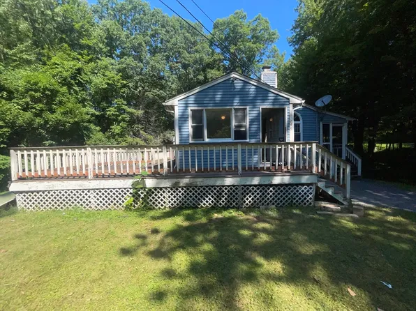249 Granite St, Leominster, MA 01453