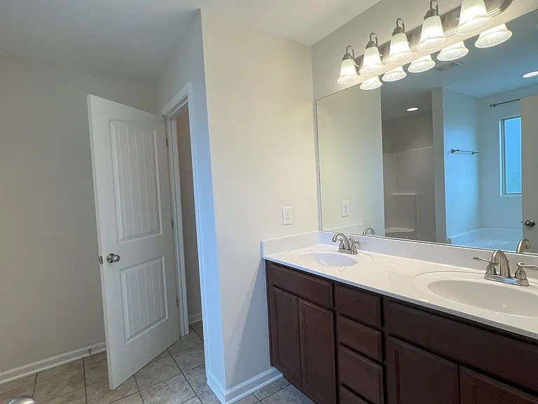 Double vanity