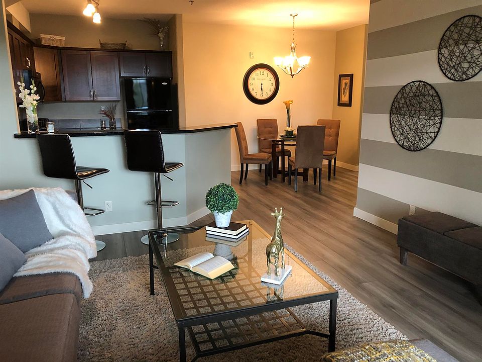 1st image of 69 Ironstone Dr #211