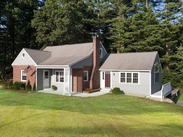 461 Maple St, Franklin, MA 02038