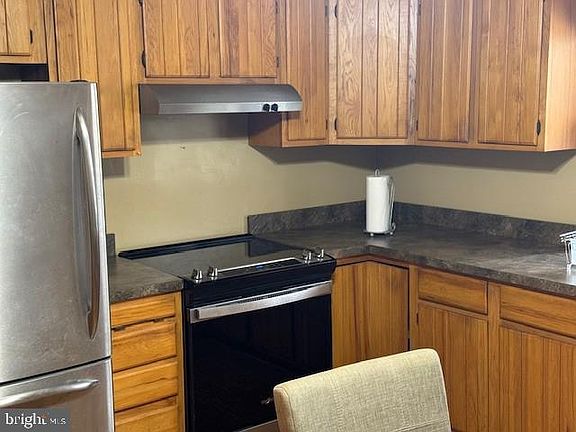 3rd image of 9285 Old Stagecoach Rd