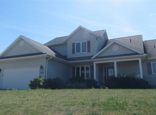 100 Whitetail Rdg, Hudson, IA 50643