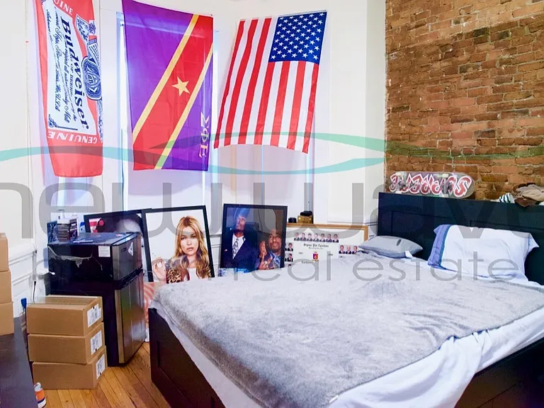 1615 Tremont St #1 — Photo 5