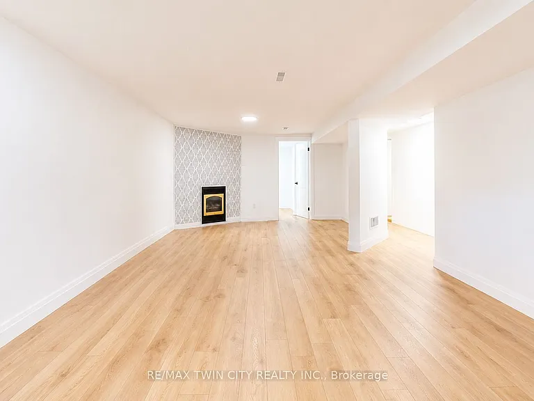 53 Broken Oak Cres #BASEMENT — Photo 5