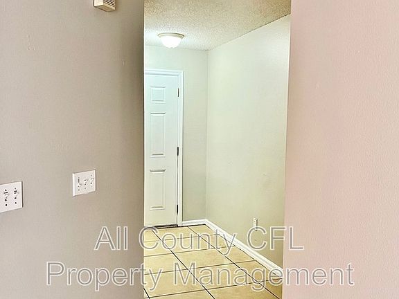 4th image of 12973 Lexington Summit St