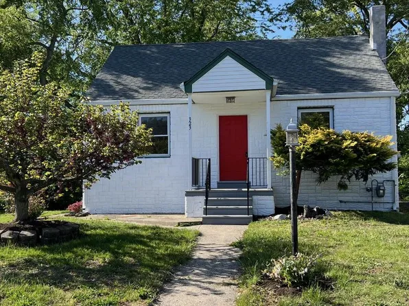 323 Jackson Ave, Magnolia, NJ 08049