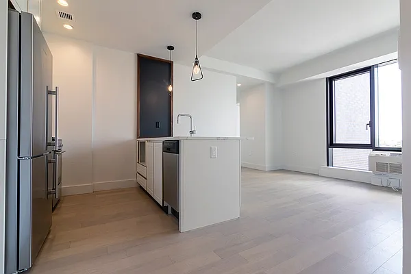 Rented by Bushburg | media 22