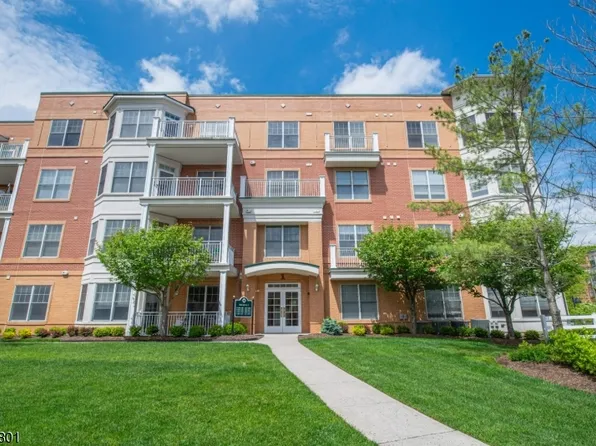 1105 Pointe Gate Dr #105, Livingston Twp., NJ 07039