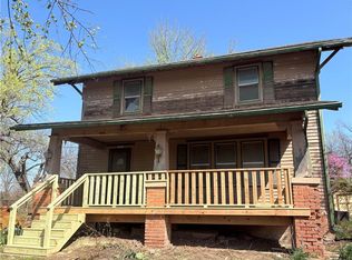 305 E 8th St, Wellsville, KS 66092