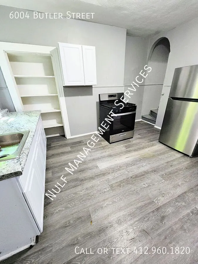 2 bed, 1 bath in Stanton Heights — Photo 1