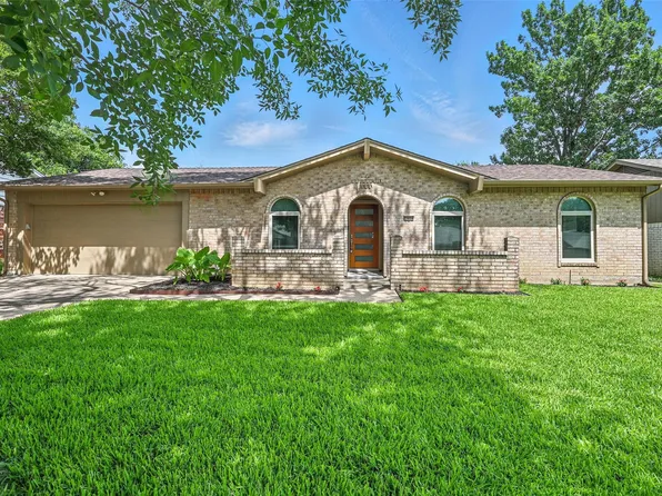 2608 Shady Meadow Dr, Bedford, TX 76021