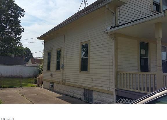 3rd image of 4617 W 147th St