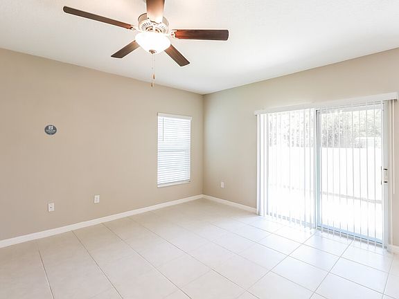 5th image of 7309 Spring Snowflake Ave